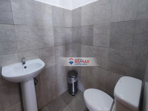 En Venta Terreno Con Local Comercial En La Carretera Nacional Moron Coro Tucacas