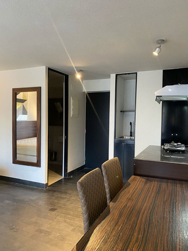 Arriendo Estudio A Pasos Del Metro U Catolica Y Santa Isabel