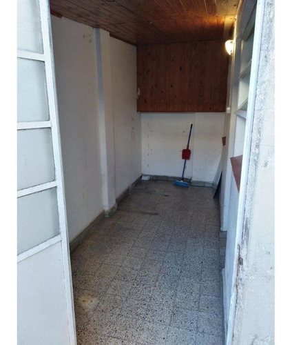 Imagen 6 de 9 de Departamento 3 Amb Con Patio Bajo De Precio!!!!