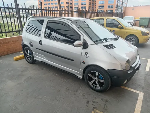 Renault Twingo 1.2 Dynamique 75 hp
