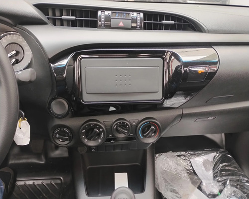 Toyota Hilux 2.8 D-4d Turbo Diesel Chassi 4x4 Manual