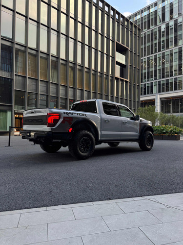 Ford Lobo Raptor 5.2 V8 R 4Wd At