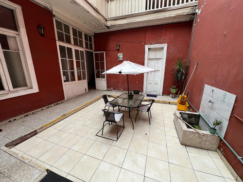 Derecho A Llave / Residencial En Pleno Barrio Universitario