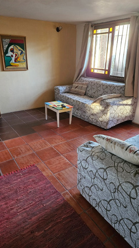 Preciosa Y Cómoda Casa Al Frente En Playa Grande-piriápolis