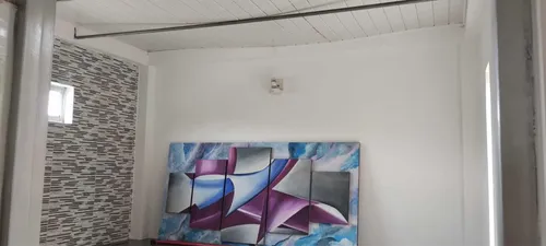 Magnífica Casa Con Excelente Ubicación De 4 Habitaciones.