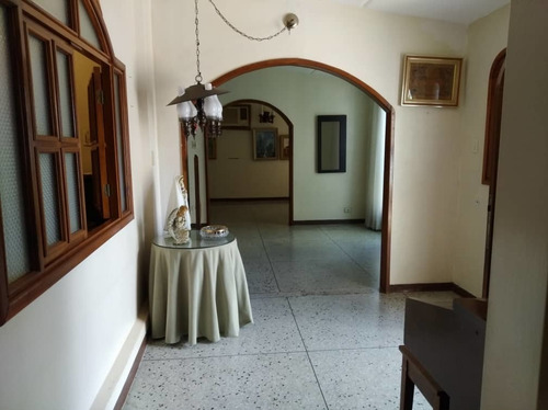 Imagen 7 de 13 de Casa En Jardín Levante Puerto Ordaz