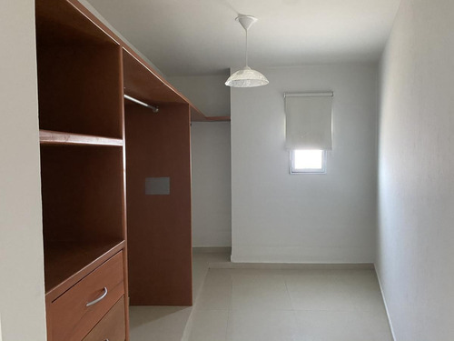 Imagen 14 de 25 de Lomas Residencial, Casa En Renta De 4 Recámaras Y Con Amplio Jardín