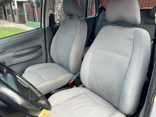 Volkswagen Suran 1.6 Comfortline 101cv 11a