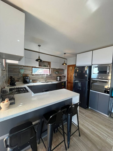 Se Vende Parcela Con Casa Nueva En Condominio