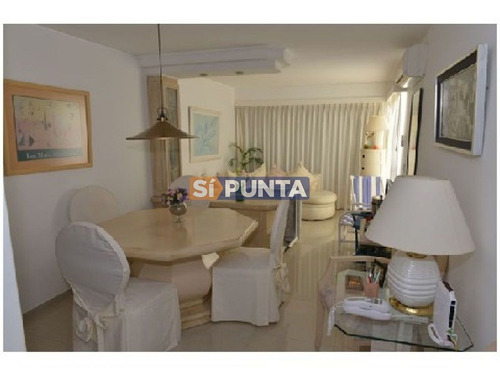 Imagen 3 de 8 de Apartamento Frente Al Mar