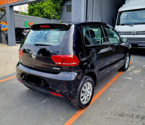 Volkswagen Fox 1.0 12v Bluemotion Total Flex 5p