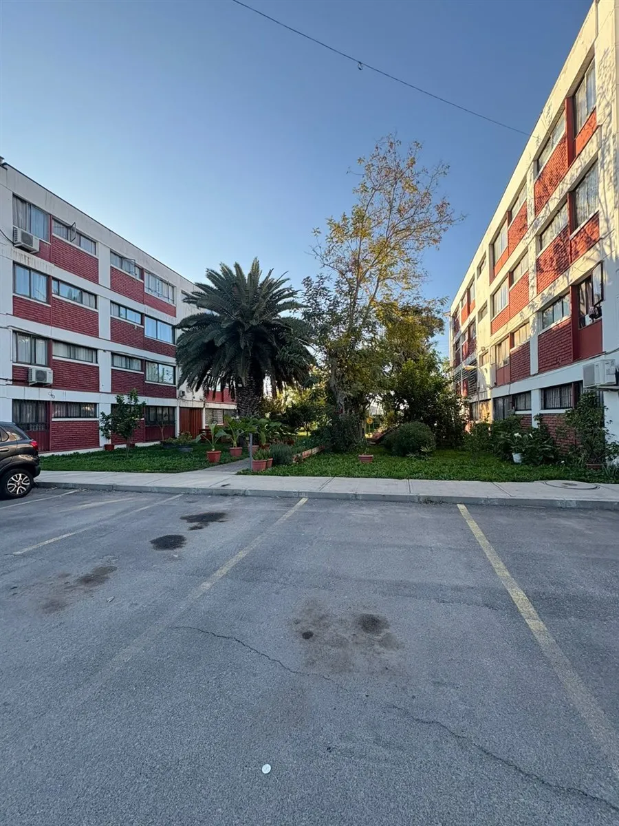 Imagen 1 de 24 de Departamento En Venta De 3 Dorm. En Cerrillos