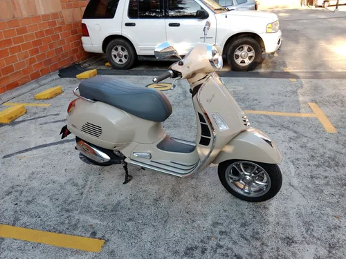 Vespa Gts 300 2024