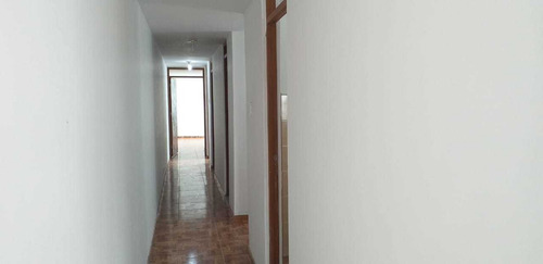 Imagen 7 de 9 de Alquilo Departamento 4 Dormitorios, 2 Baños Pro Los Olivos