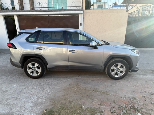 Toyota RAV4 2.5 Le 204hp At