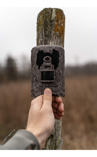 Bogs Clandestine 18mp Invisible Flash Game Camera With Removable Photo Viewing Screen, Image Tagging And Hd Video For Hunting, Land Management And Security, Brown (1116327)