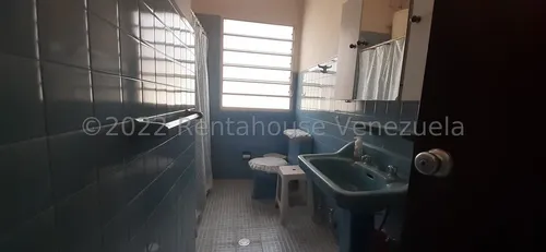 Casas En Venta Mls #25-12038