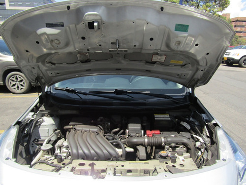 Nissan Versa Advance Automatico