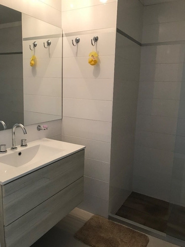 Imagen 9 de 26 de Departamento En Venta. 2 Amb. 1 Dor. 53 M2. 53 M2 Cub