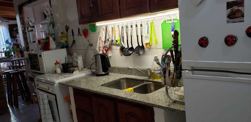 Casa 2 Dormitorios (uno En Suite), Dos Baños, Parrilla, Más.