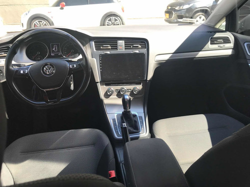 Volkswagen Golf Confortline