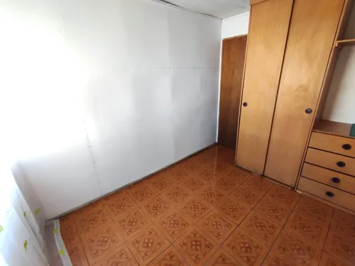 San Joaquín Vende, Dpto. De 2 Dormitorios, 1 Baño.-