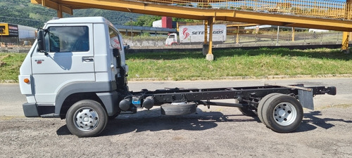 Imagem 5 de 15 de Vw 8.160 Ano 2013 No Chassis Pouco Uso Baixo Km Rodado