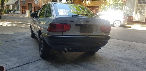 Ford Escort 1998 1.8 Clx