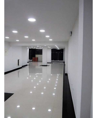 Se Vende Edificio 1799m2 Las Mercedes 6419