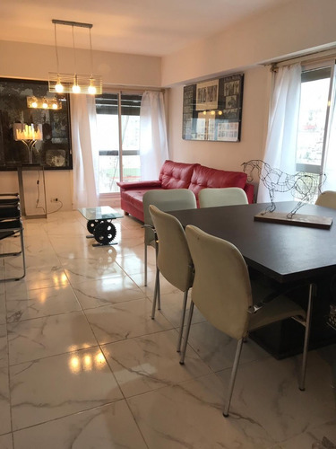 Tres Ambientes Viamonte Al 600 En Duplex Con Cochera