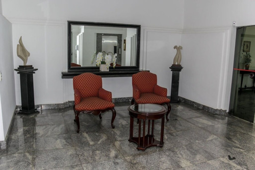 Imagem 15 de 20 de Apartamento - Ap00825 - 69335704