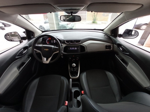 Chevrolet Onix 1.0 Mpfi Lt 8v Flex 4p Manual 2019/2019