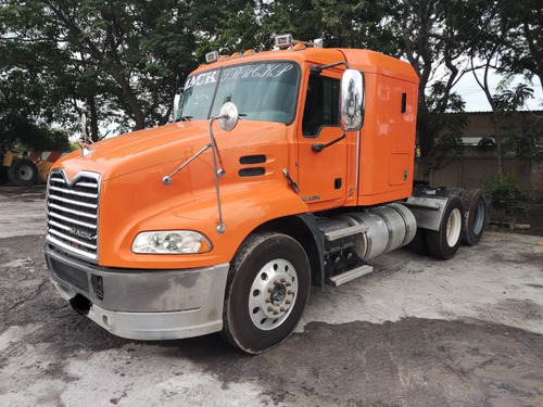 Imagen 9 de 9 de Tractocamion Mack Pinnacle
