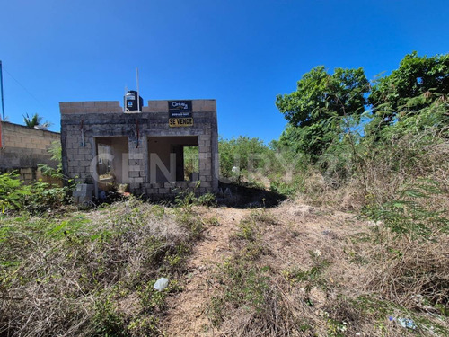 Se Vende Terreno En Citilcum Izamal En Yucatán De 600 M2 Con Construcción