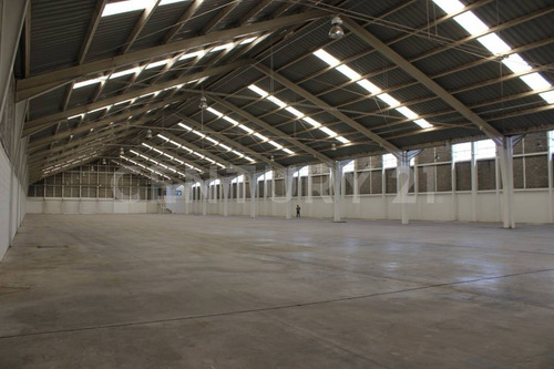 Bodegas En Venta 50,000 M2, Complejo Cerca Autopista Mex-pue, Tlaxcala