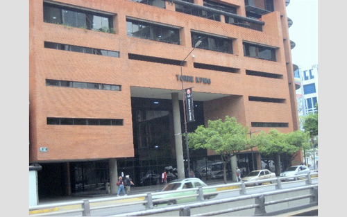 Chacao, Torre Kpmg, Alquilamos Excelente Media Planta De Oficinas De 500 M2.
