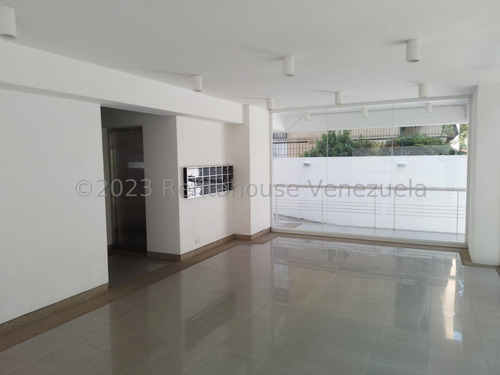 Imagen 19 de 23 de Apartamento Remodelado En Venta En San Bernardino Caracas