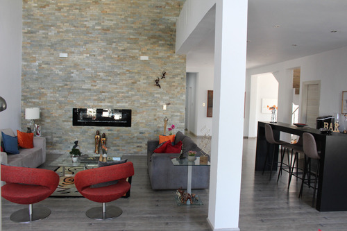 Casa En Venta Urb Altamira Lp