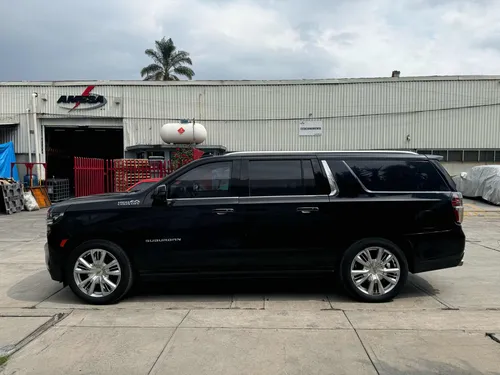 Chevrolet Suburban 5.4 Premier Piel 4x4 At