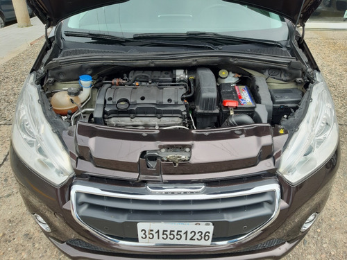 Imagen 13 de 13 de Peugeot 208 1.6 Feline 2014 62000km