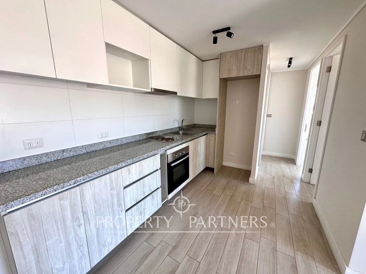 Imagen 5 de 12 de A Pasos De Colegios, Se Vende Departamento, Lomas ...