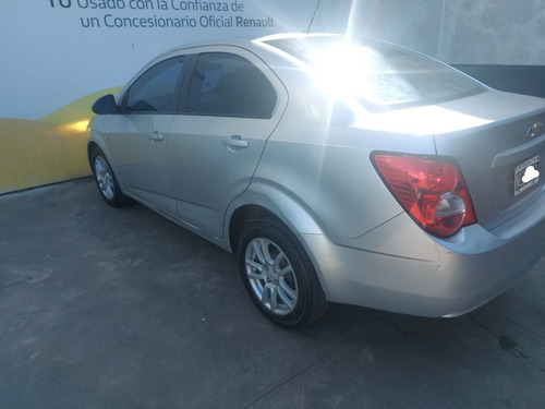Imagen 11 de 21 de Chevrolet Sonic Lt 1.4 4p Sedan C/gnc