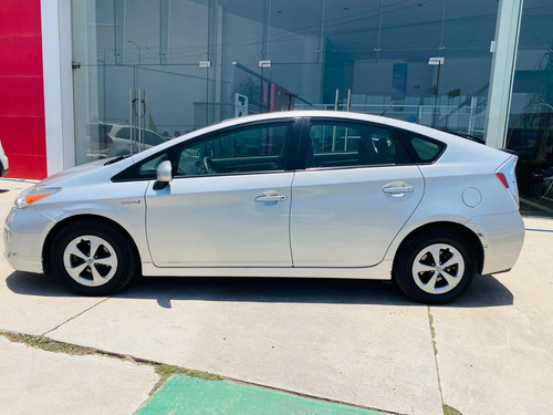 Toyota Prius 1.8 Base Mt
