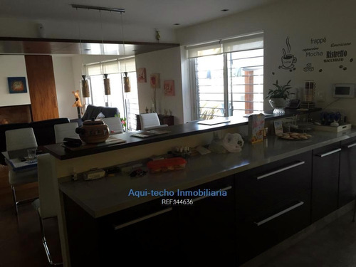 Casi Rambla Moderna Casa Minimalista