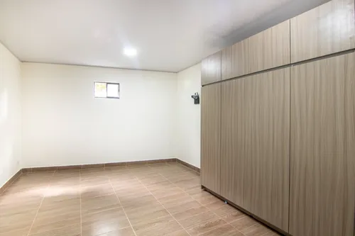 Edificio ( Local Y Apartamentos) En Venta