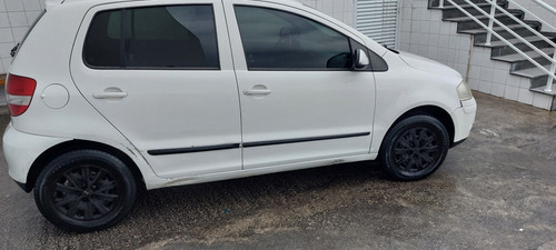 Volkswagen Fox 1.0 Plus Total Flex 5p
