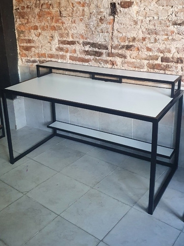 Imagen 4 de 4 de Mesa Escritorio 140x70 + Repisa Monitor Industrial Hierro