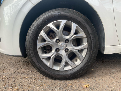 Peugeot 208 1.5 Allure Touchscreen