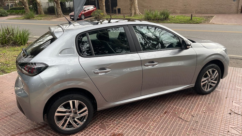 Imagen 6 de 25 de Peugeot 208 Allure Pack