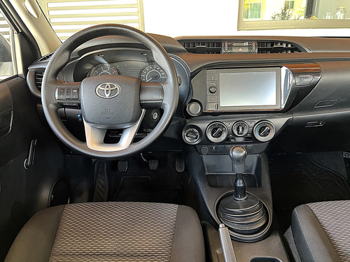 Toyota Hilux Doble Cabina Diesel 4x4 2023